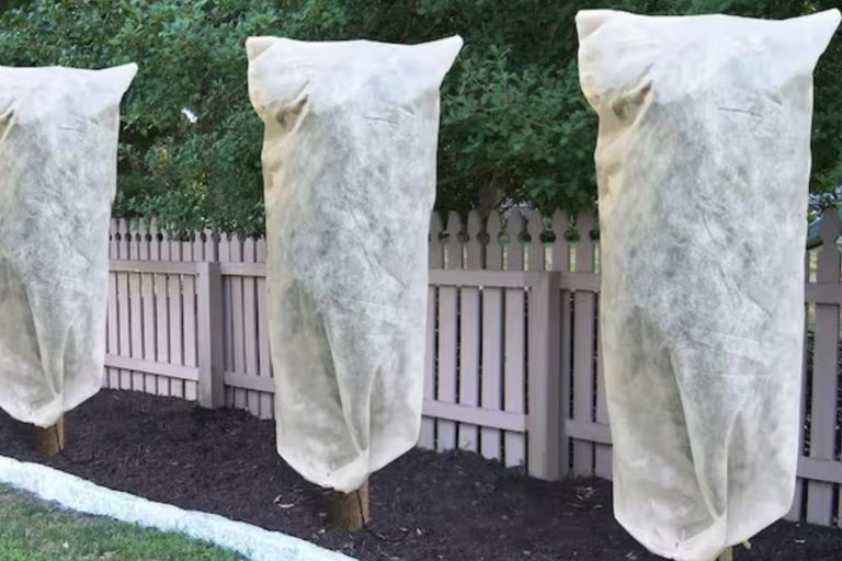 téli növénytakaró zsák